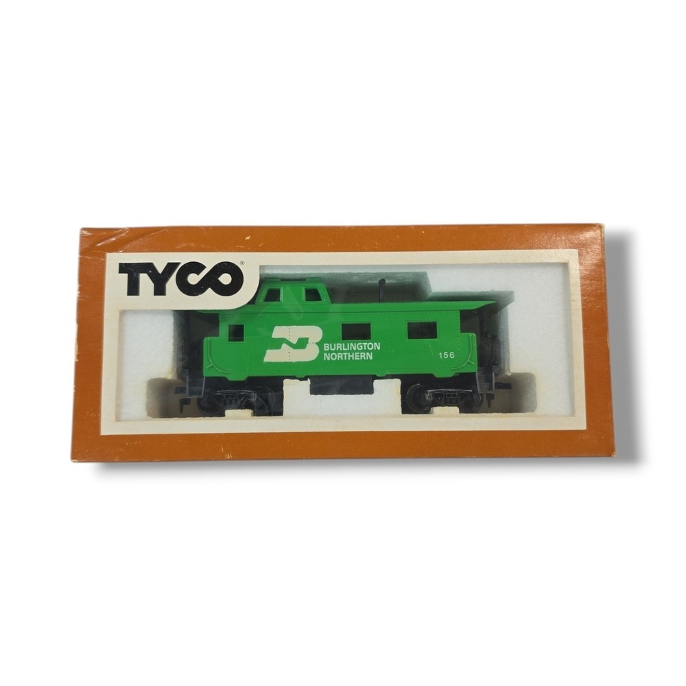 Vintage HO Tyco Burlington Northern Caboose BN # 156